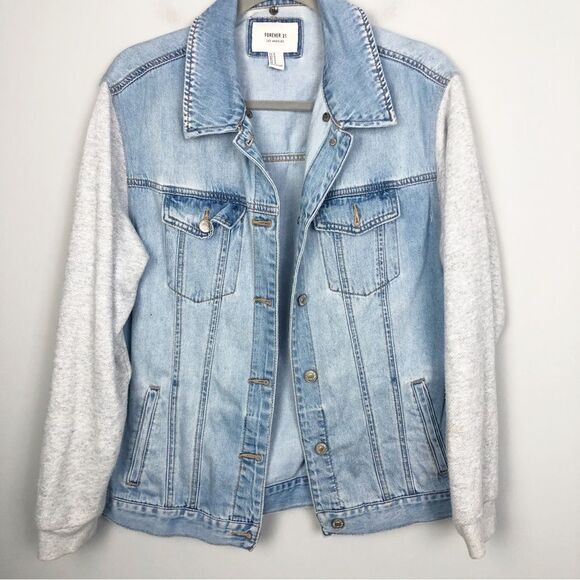 FOREVER 21 | Boyfriend Style Denim Jean Jacket Sweatshirt Sleeves Women’s Size M - Picture 1 of 9
